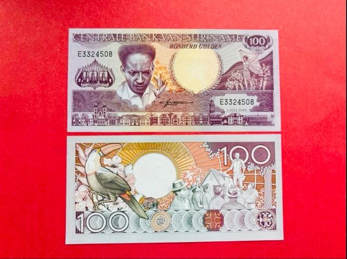 Suriname  100 Gulden. 1986. Pick 133a.  UNC