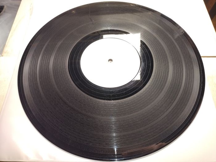 Chapter 9 - The Wall - Open Your Mind - Ouch! Records - Back to Back 90s BANGERS!