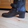 Brown leather boots Image 3