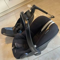 Child car seat and Isofix Base
