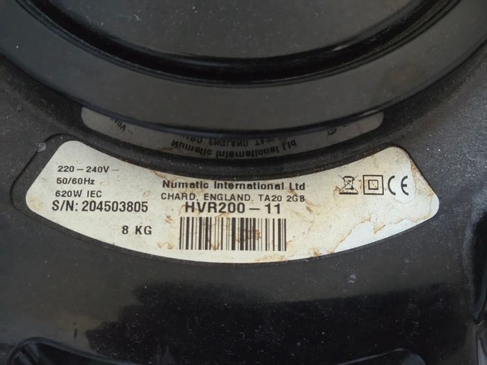 Henry 200 Vacuum Cleaner