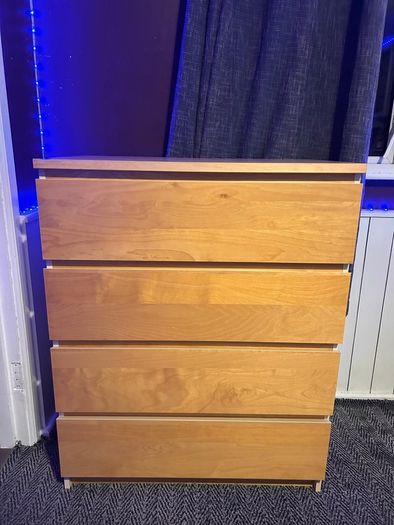 Chest of drawers