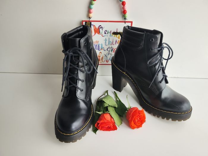 Dr Martens Persephone black leather chunky heel platform boots UK6.5 EU40 US8.5