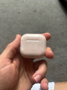 AirPods 4 with Active Noise Cancellation , Charging case only