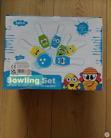 Kids Bowling Set - 6 Skittles and Ball