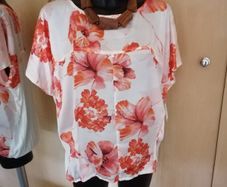 Women's Top Size 14 NWT