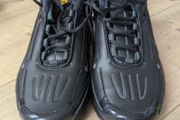 Nike Air Max Plus Black/DK Smoke Grey UK 9