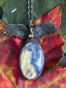 Powerful High Quality Spectoralite Labradorite Crystal And Raven Soldered Amulet Talisman Chain