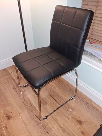 leather dining chairs