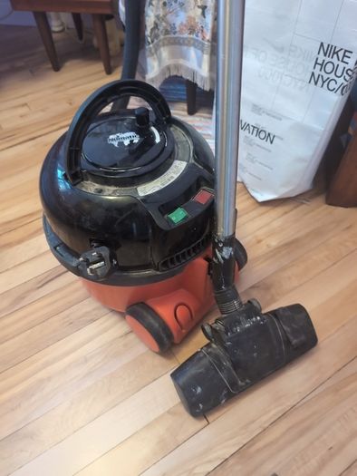 Henry hoover