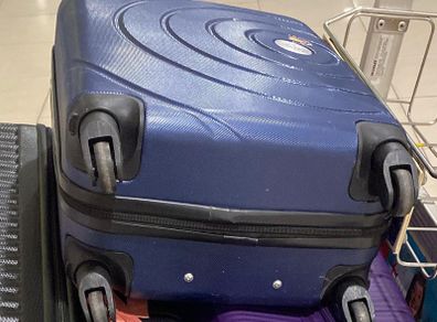 Cabin suitcase