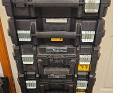 Dewalt