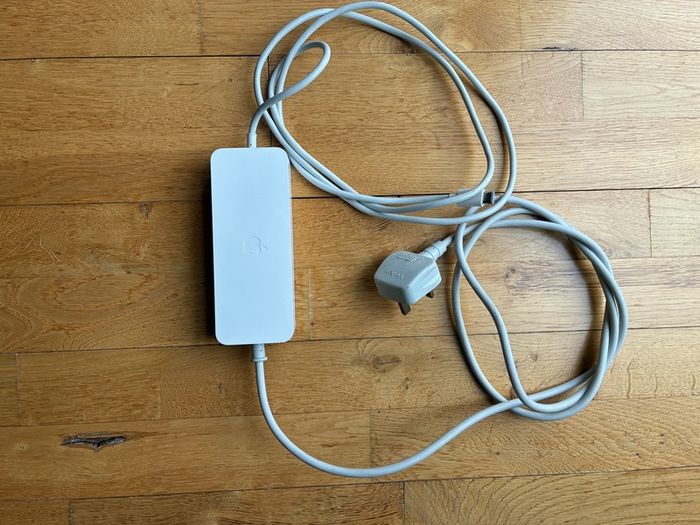 Apple Mac Mini 110W power adaptor