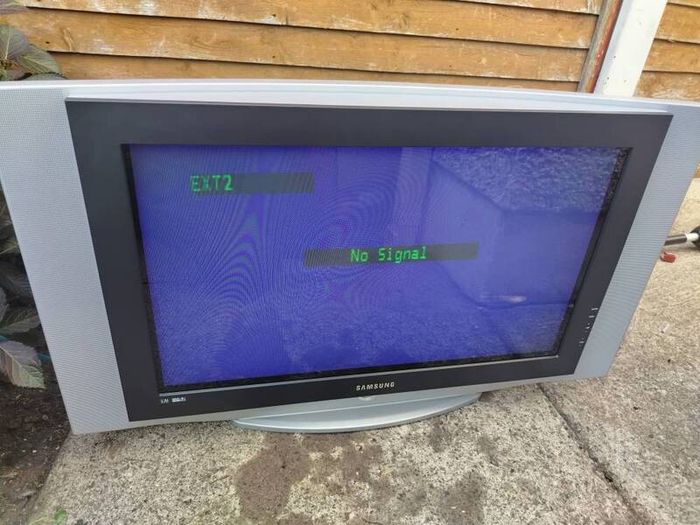 32" Samsung Crt tv