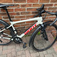 2020 Giant Revolt Advanced 2