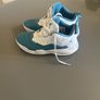 Size 10/10.5 uk trainers Image 3