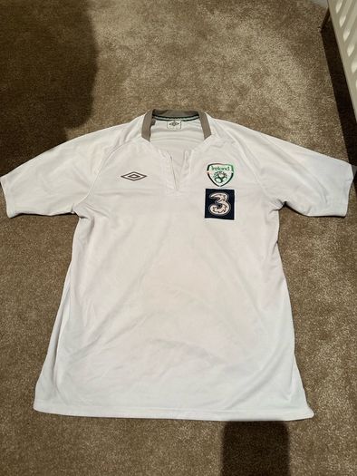 Ireland 2010-12 Away Jersey/Shirt