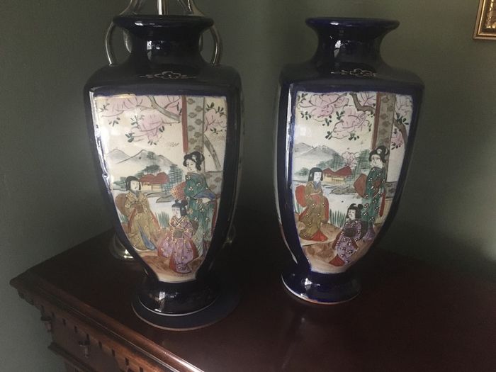Gorgeous pair of Oriental Vases