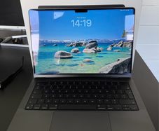 MacBook Pro 14" M3 Pro | 18GB RAM | 512GB | BRAND NEW Case, Keyboard & Battery (1 Cycle)