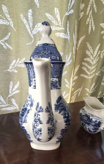 Vintage blue & white coffee pot