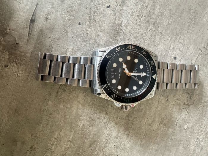 Gucci Dive 45mm like new