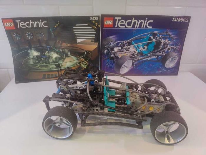 Lego Technics Command Vehicle 8428