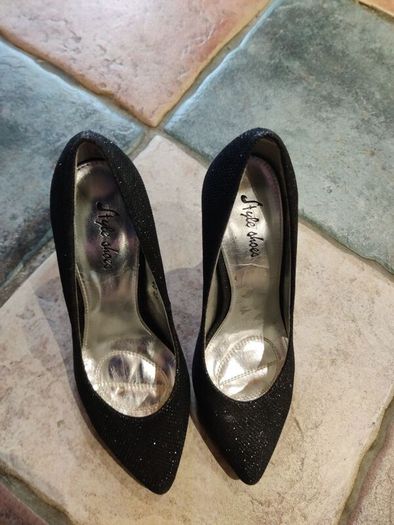 Ladies Shoes