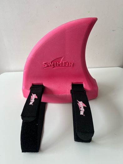 SwimFin shark swimming aid