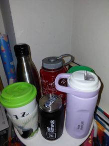 water bottles & cups