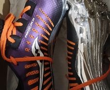 saucony running track spikes