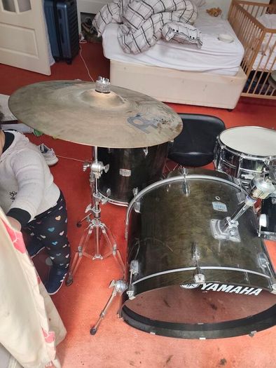 Yamaha Stage Custom Drum kit with Meinl cymbals and fancy stool