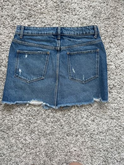Zara denim skirt (S)