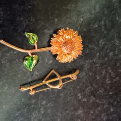 Vintage style brooches