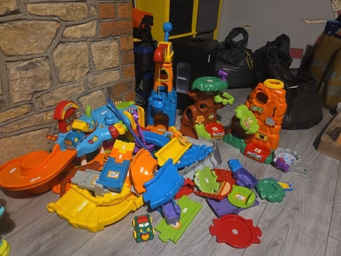 BUNDLE VTech Go! Go! Smart Wheels
