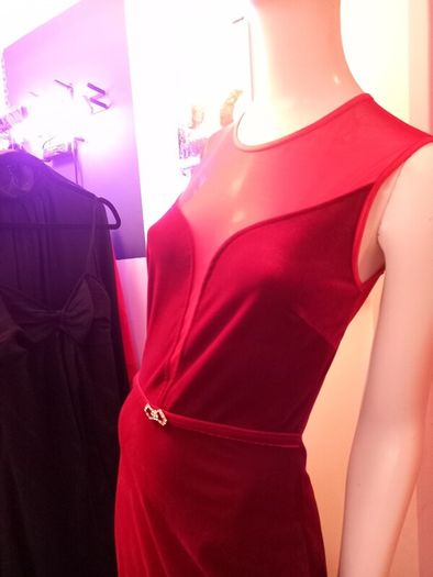 Sensational Vintage Christmas Holiday Season Evening Dress