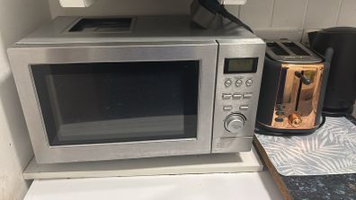Microwave