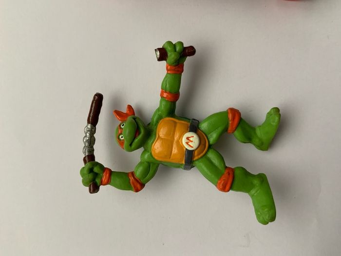 Vintage TMNT Playmates Bundle - Shredder, Turtles & Fan Powered Skateboard (1988)