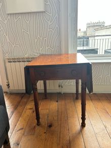 Antique Victorian drop-leaf table