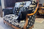 beautiful 2 seater