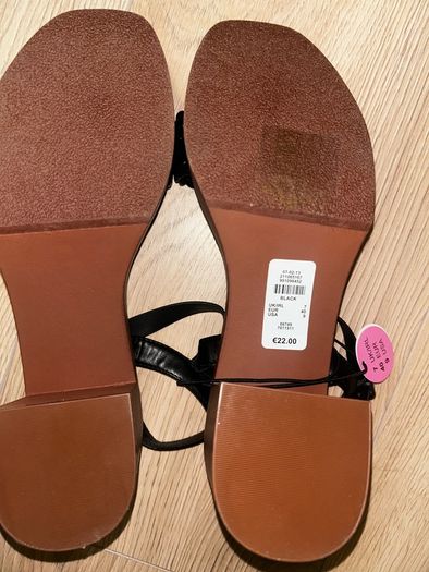 black heels UK7