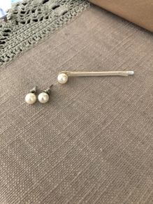 Earrings and hair clip set Pearl
