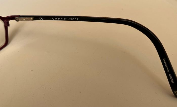 Tommy Hilfiger Frames