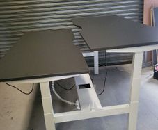 XL Dual Sit Stand Electric Desks. Mint Condition