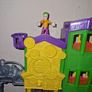 Imaginext Joker Bank playset Image 2