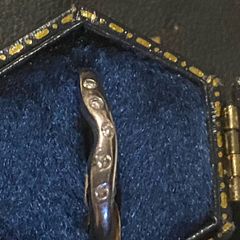 Jewellery and