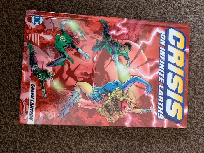 crisis on infinite earths box set