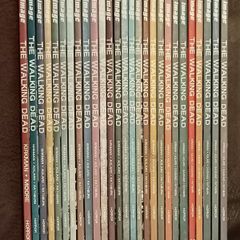 Walking dead graphic novel collection 1-27