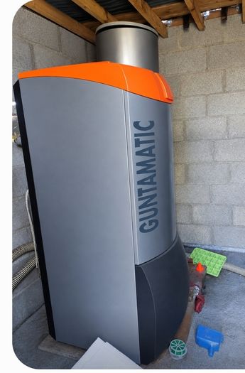 Guntamatic BIOSTAR 15 Pellet Boiler + Automatic Pellet System