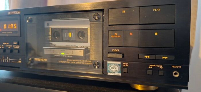 JVC TD-V66 3 Head Cassette Deck