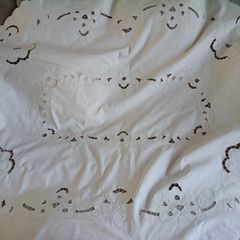 Vintage Cutwork Embroidery Cotton Tablecloth Oval 125cm x 170cm with stitched sewn edges in excellent condition with no issues FREE STANDARD POSTAGE INCLUDED